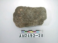 藏品(小型打製石斧)的圖片